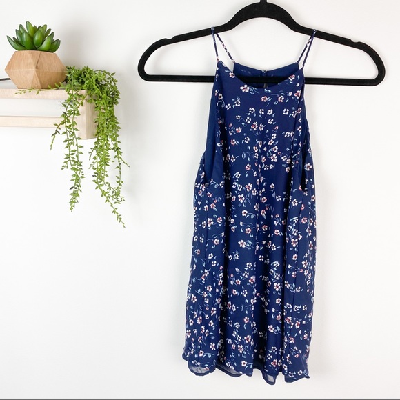 BE COOL Tops - Be‎ cool floral navy blue tank top size large